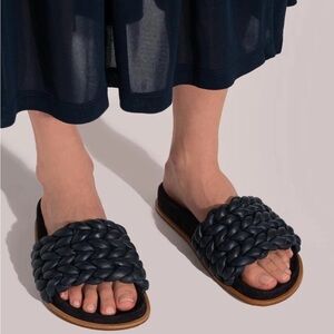 CHLOÉ Kacey Woven Leather Footbed Slide Sandals Black Size 39/ 8.5 US $795